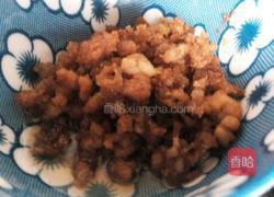 酸菜面条的做法图解2