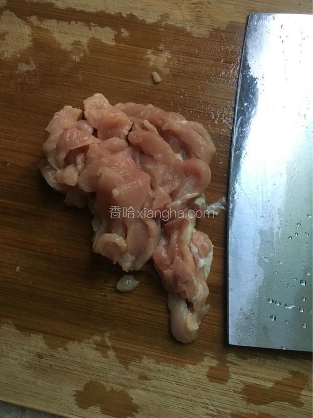 瘦肉切好