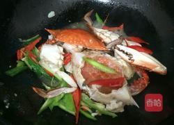 青红椒炒蟹的做法图解7