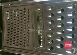 ~西葫芦土豆丝鸡蛋饼~的做法图解2