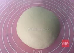 荷叶饼夹肉的做法图解1