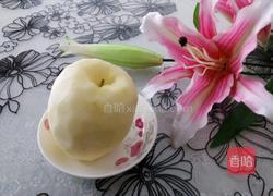 鲜榨苹果汁的做法图解1