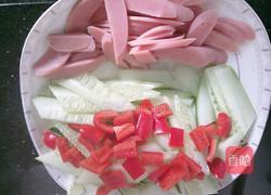 黄瓜火腿的做法图解1