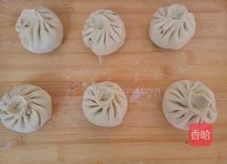 芹菜素包子的做法图解12