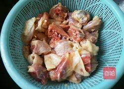 青椒辣子鸡的做法图解1