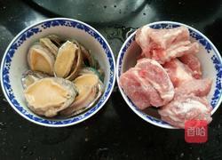 鲍鱼炖排骨的做法图解1
