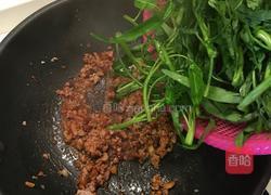 虾米肉碎炒通菜的做法图解6