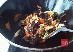 鸡肉炒木耳的做法图解10
