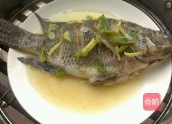 蒜香鲫花鱼的做法图解4