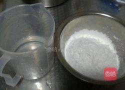 自制绿豆粉皮的做法图解1