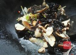 香菇木耳辣炒鸡珍的做法图解8