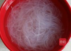 黄豆芽拌粉丝的做法图解3