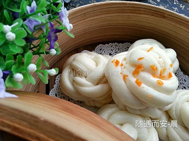 拿两个吃呗！