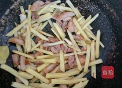 土豆洋葱炒肉丝的做法图解8