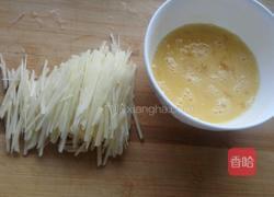 土豆丝炒鸡蛋的做法图解2