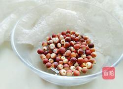 薏米芡实山药粥的做法图解2