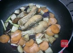 焖草鱼的做法图解8