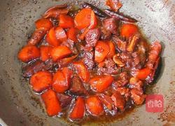 胡萝卜炖牛腩的做法图解12