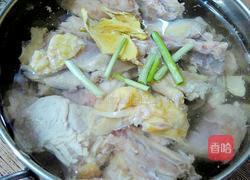 红菇鸡汤的做法图解3