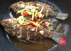 干锅鲫鱼的做法图解7