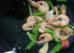 芹菜炒大虾的做法图解10