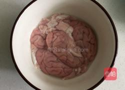 猪脑汤的做法图解4