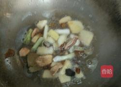 猪蹄焖花生的做法图解5
