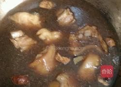 猪蹄焖花生的做法图解8