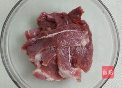 烤箱烤肉片的做法图解1