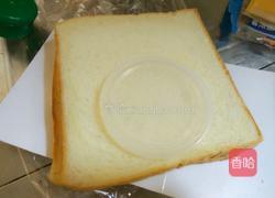 面包煎蛋的做法图解2