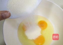 简易海绵蛋糕的做法图解4