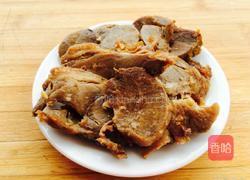 猪肘肉烩豆腐的做法图解2