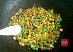 豌豆玉米炒嫩牛肉的做法图解8