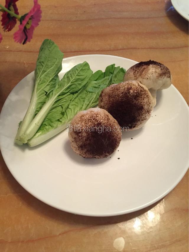 香软逼真的香菇包，出炉啦！