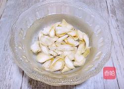 莲子百合红枣粥的做法图解1