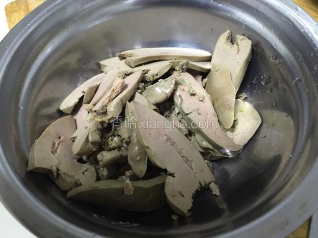 切片放盆里备用