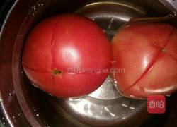 西红柿豆腐汤的做法图解1