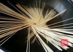 西红柿意面的做法图解7