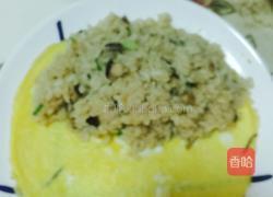 海米干贝香菇蛋包饭的做法图解7