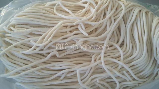 准备筒面500克。