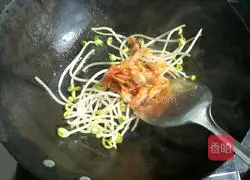 Korean Spicy Cabbage Fried Rice Recipe Illustration 4