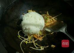 韩式辣白菜炒饭的做法图解5