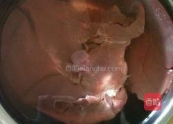 宝宝猪肝粥的做法图解1