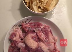 腐竹焖鸭的做法图解1
