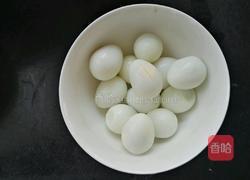 鹌鹑蛋烧鱼的做法图解2