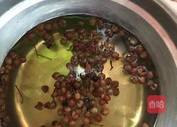 莲藕猪肉水饺的做法图解1