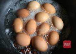 白水煮鸡蛋的做法图解2