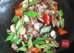 青椒炒卤牛肉的做法图解9