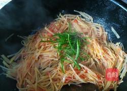 土豆丝炒西红柿的做法图解4