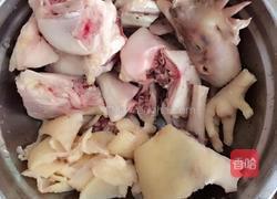 咸香炒鸡的做法图解1